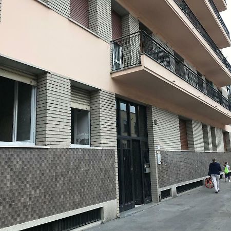 Accogliente Bilocale Apartment Milan Bagian luar foto