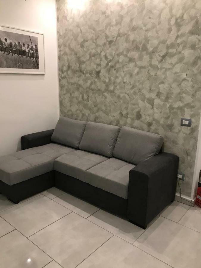 Accogliente Bilocale Apartment Milan Bagian luar foto