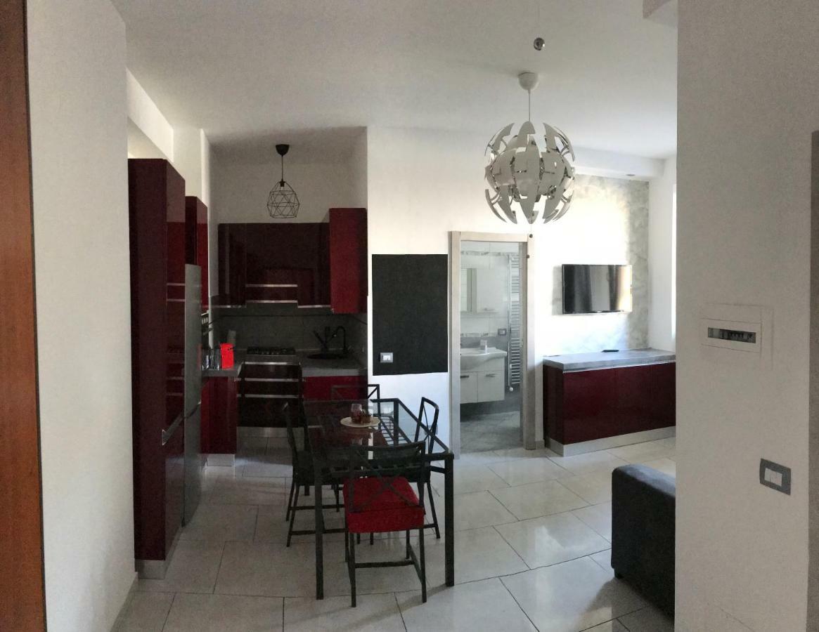 Accogliente Bilocale Apartment Milan Bagian luar foto